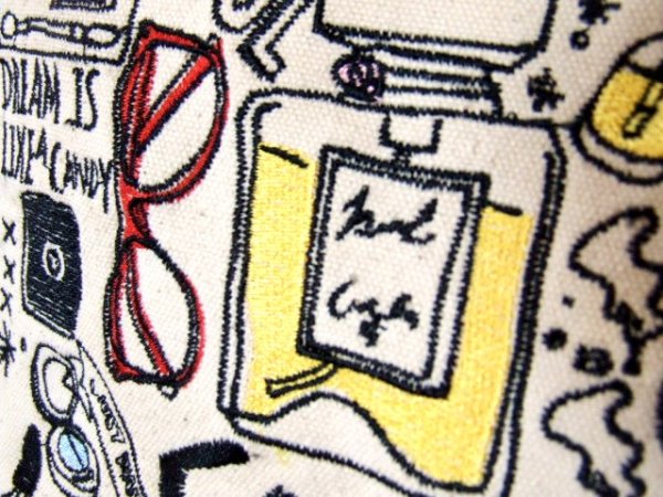 画像4: コスメ刺繍おしゃれなトートバッグＡ４レディース (4)