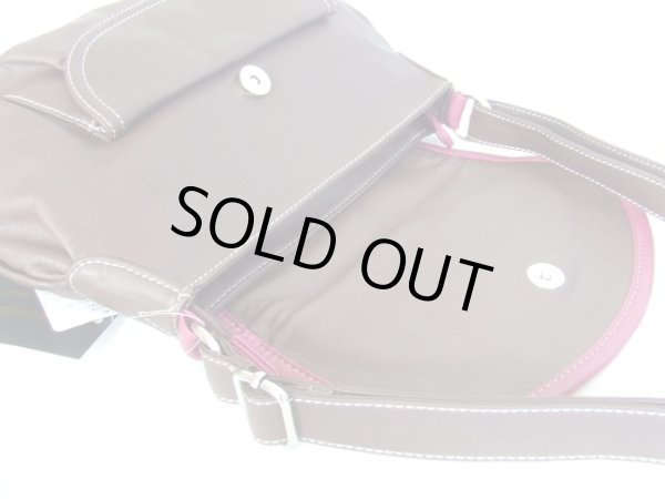 画像3: フェミニンな合皮ショルダーバッグ／ブラウン (3)