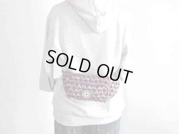 画像6: 幾何学模様小振りサイズのウエストバッグ紫【メール便ok】 (6)