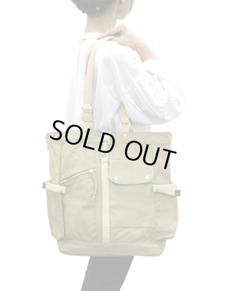 画像10: 【sale】メンズ大小７つのポケットが付いた機能的な大きめ帆布トートバッグ（３色有） (10)