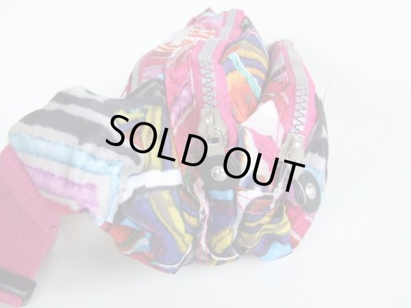 画像4: レインボーカラー小振りサイズのウエストバッグ【メール便ok】 (4)