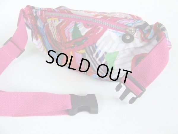 画像2: レインボーカラー小振りサイズのウエストバッグ【メール便ok】 (2)