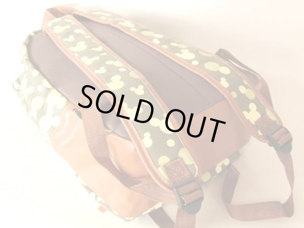 画像2: ミッキーマウスシルエット総柄ディパック緑ディズニー (2)