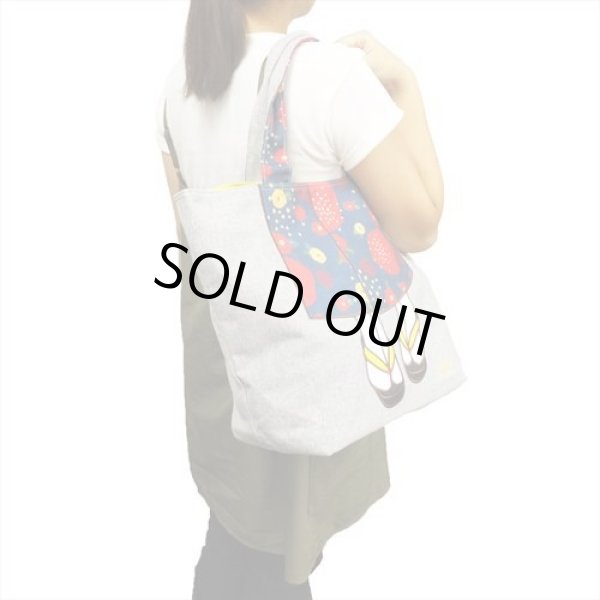 画像5: エレガントな着物モチーフトートバッグ紺 (5)