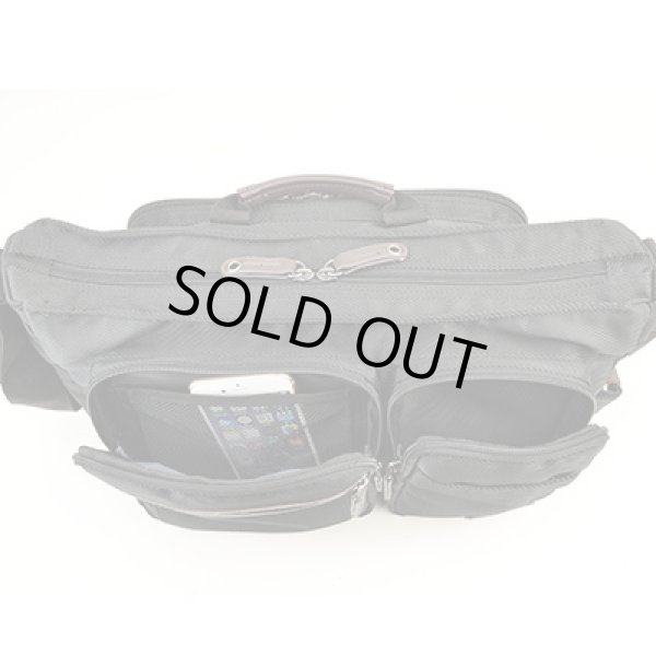 画像6: ＜訳あり＞人気のモビーズ（Ｍobby's）メンズ斜め掛け９つの多機能ポケット付き男性用ショルダーバッグ (6)