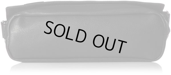 画像4: かっこいいシボ感のあるフェイクレザーショルダーバッグ黒ｘ紺 (4)