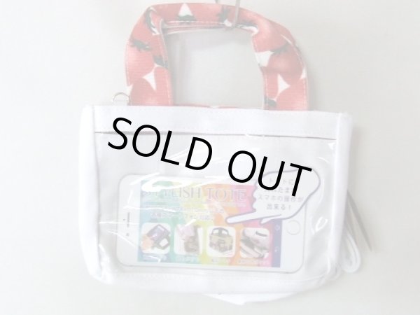 画像5: スマホの操作をカバンに入れたまま出来る2wayミニトートバッグ苺柄（２色有）【メール便ok】 (5)