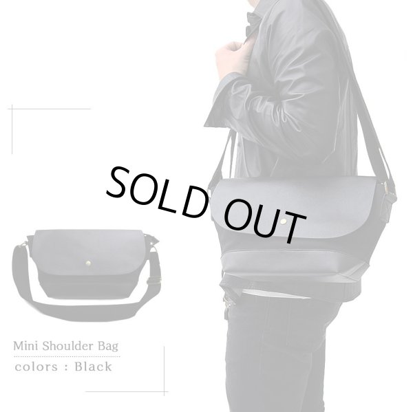 画像8: <sale>レディース&メンズ気軽に使えて便利なミニショルダーバッグ(3色有) (8)