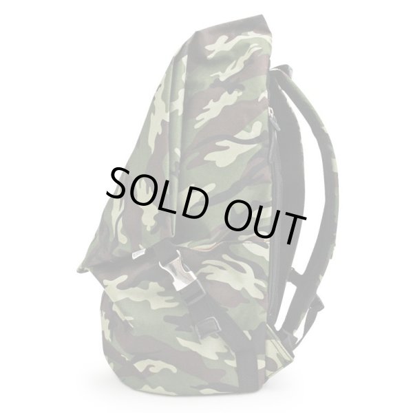 画像2: ユニークな三角形デザイン迷彩バックパック (2)