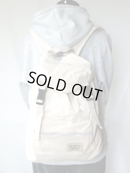 画像7: スッキリしたシンプルデザインで可愛らしい帆布リュックサック／アイボリー (7)