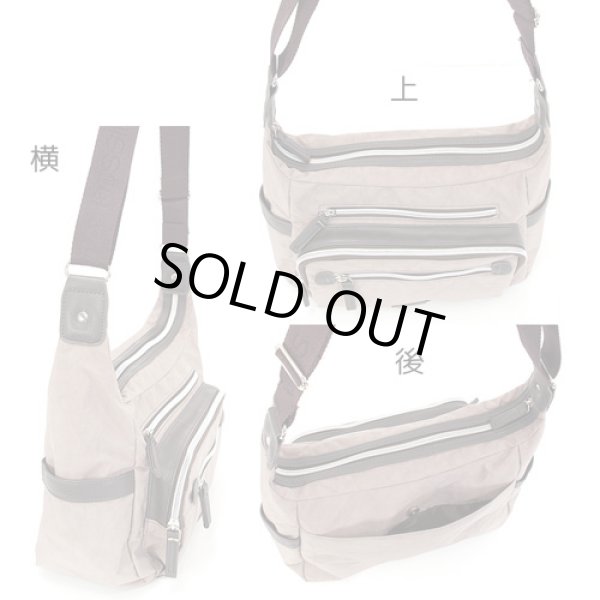 画像2: ポケット９個付きレディース斜め掛けショルダーバッグ／カーキ (2)