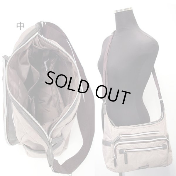 画像3: ポケット９個付きレディース斜め掛けショルダーバッグ／カーキ (3)