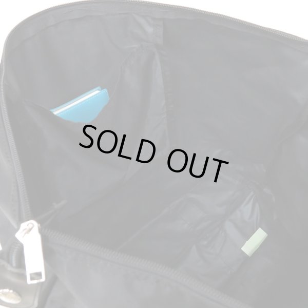 画像7: メンズ＆レディース１〜２泊の旅行や出張に便利なナイロンボストンバッグ／黒 (7)