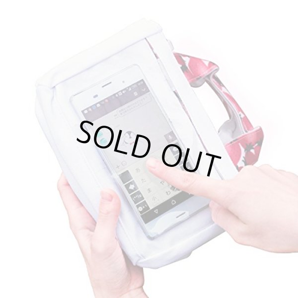 画像3: スマホの操作が透明ポケットに入れたまま出来る2wayミニトートバッグ／タータンチェック２（２色有）【メール便ok】 (3)