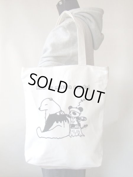 画像7: レディース＆女の子向けパンダイラスト天ファスナー帆布キャンバストートバッグ／画家【メール便ok】 (7)