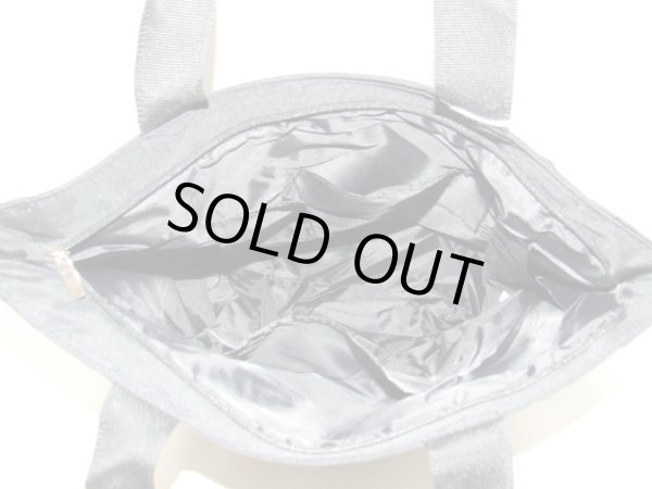 画像4: VALENTINO CHRISTYレディース英字ロゴテープトートバッグ／黒 (4)