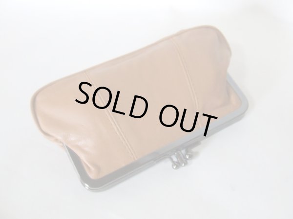 ライトブラウン