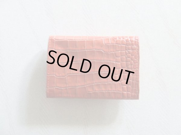 画像2: ＜訳あり＞高級感があるイアリアレザークロコ柄の名刺入れ／レッド＜送料無料＞ (2)