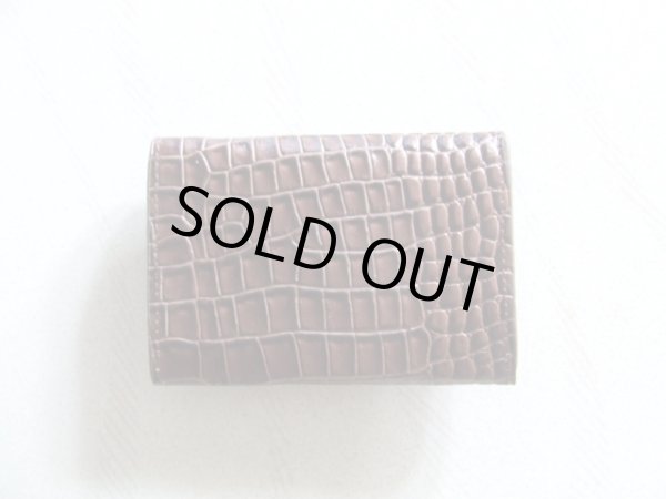 画像3: ＜訳あり＞<大幅値下げ＞高級感があるイアリアレザークロコ柄の名刺入れ／ダークブラウン (3)