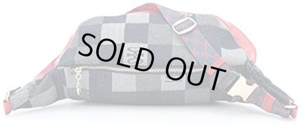 画像3: レディースSAVOY(サボイ)パッチワーク調デニム大きめウエストバッグ＜送料無料＞ (3)