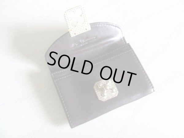 画像3: ＜sale＞上品なフラワーモチーフのバックルが大人可愛い！両面羊革使用の高級感がある名刺入れ／ダークブラウン (3)