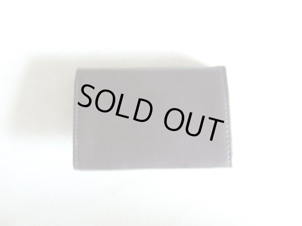 画像2: ＜sale＞上品なフラワーモチーフのバックルが大人可愛い！両面羊革使用の高級感がある名刺入れ／ダークブラウン (2)