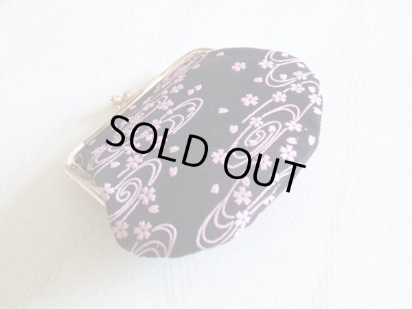 画像3: 印伝風桜水面柄レディース手のひらサイズのがま口財布（日本製） (3)