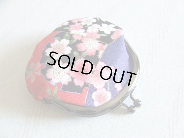 画像3: レトロでかわいい伝統の友禅柄手のひらサイズがま口小銭入れ（日本製）＜送料無料＞ (3)