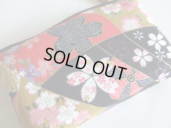 画像6: 桜を彩った華やかでかわいい金彩友禅柄アーチポーチ手づくり（日本製）＜送料無料＞ (6)