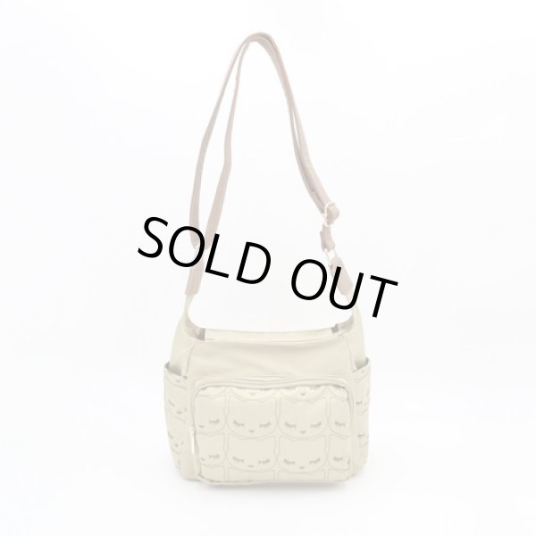 画像7: レディースぷくぷくプーちゃんナイロン撥水ショルダーバッグ／黒 (7)