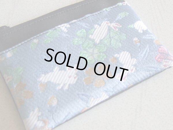 画像2: 京都西陣織　和柄四角小銭ケース＜日本製＞うさぎ水色＜送料無料＞  (2)