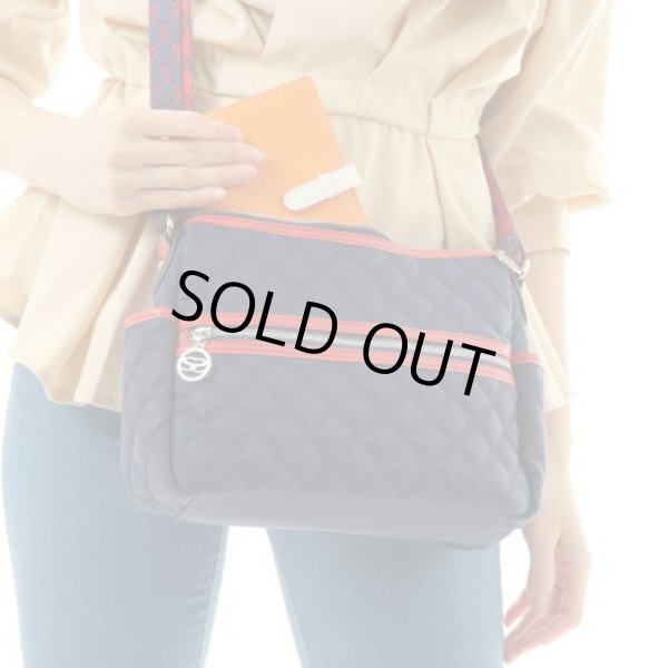 画像6: ＜sale＞サボイ(SAVOY)ロゴキルティングレディースナイロン素材ショルダーバッグ (6)