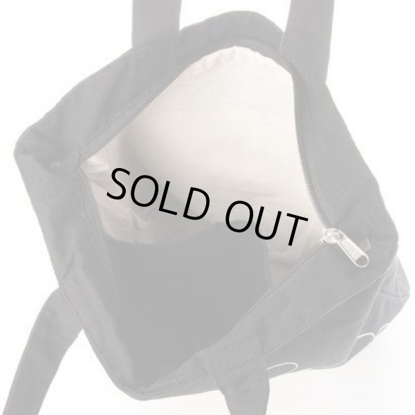 画像9: 親子パンダ柄かわいい天ファスナートートバッグ／ブラック (9)