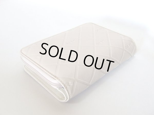 画像3: ＜訳あり＞R-KIKUCHIロゴレディース合成皮革二つ折り財布／ベージュ (3)