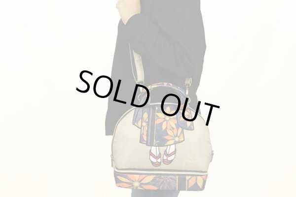 画像2: 着物柄リュック＆ショルダー＆手提げレディースラウンド型3WAYバッグ／ベージュ (2)