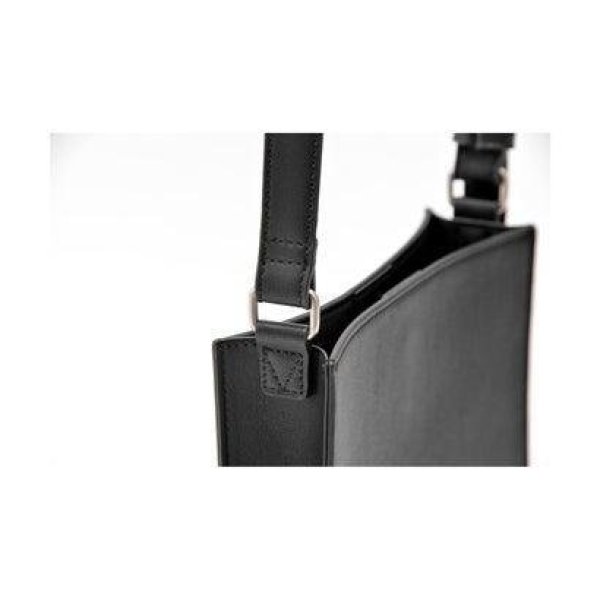 画像5: Renameどんなコーディネートにもマッチするシンプルなスクエアショルダーバッグ／ブラック (5)