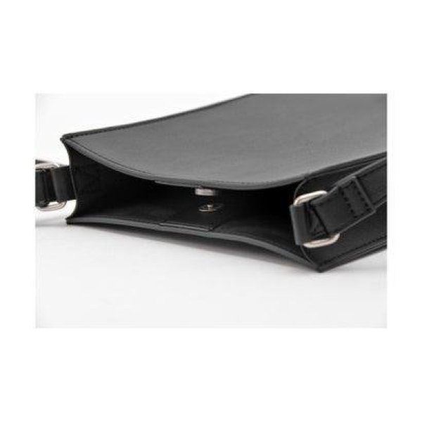 画像4: Renameどんなコーディネートにもマッチするシンプルなスクエアショルダーバッグ／ブラック (4)