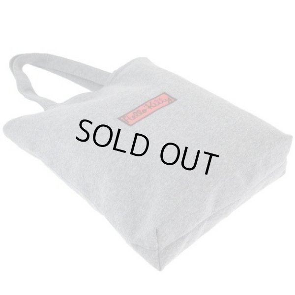 画像4: ハローキティ刺繍スウェットトートバッグ／グレー (4)