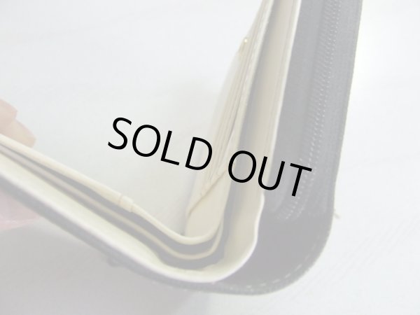 画像6: 【訳あり】【値下げ】レディースワンポイントデザインがスタイリッシュな合成皮革二つ折り財布 (6)