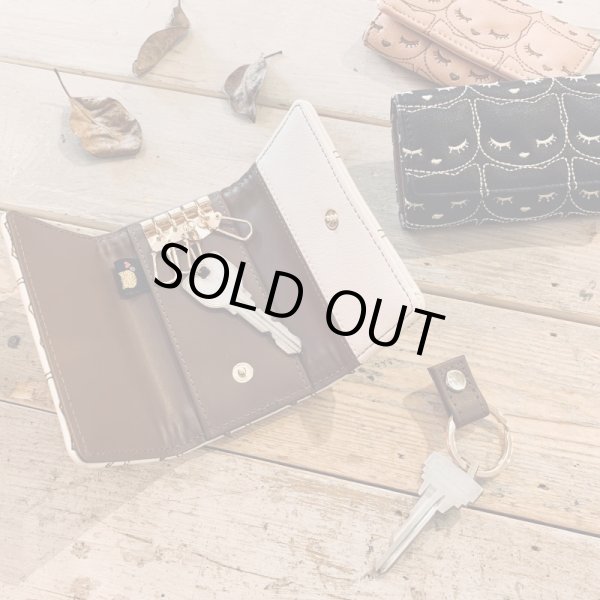 画像2: ぷくぷくプーちゃんキーケース／ブラック (2)