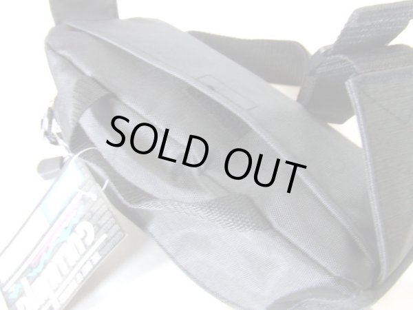 画像7: ガルウィングの軽量小ぶりウエストバッグ/ブラック (7)