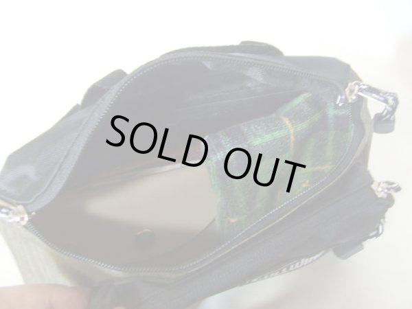 画像9: ガルウィングの軽量小ぶりウエストバッグ/カ―キ (9)