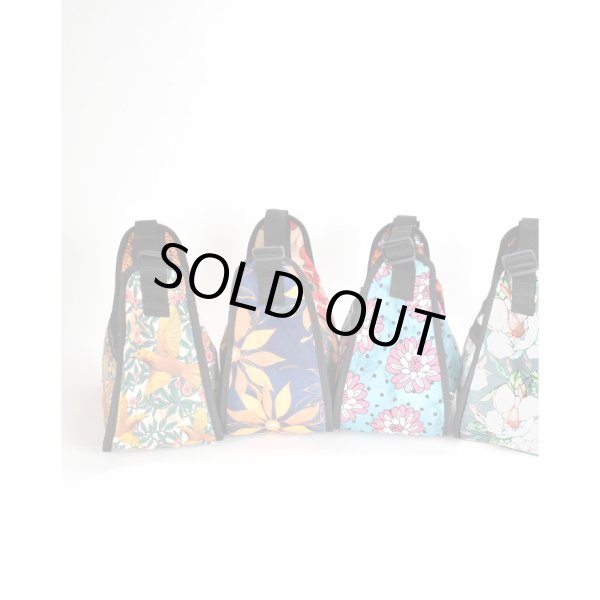 画像11: SYABON(シャボン)洗えて軽量華やかな大人柄２室式ショルダーバッグ/レースバード (11)