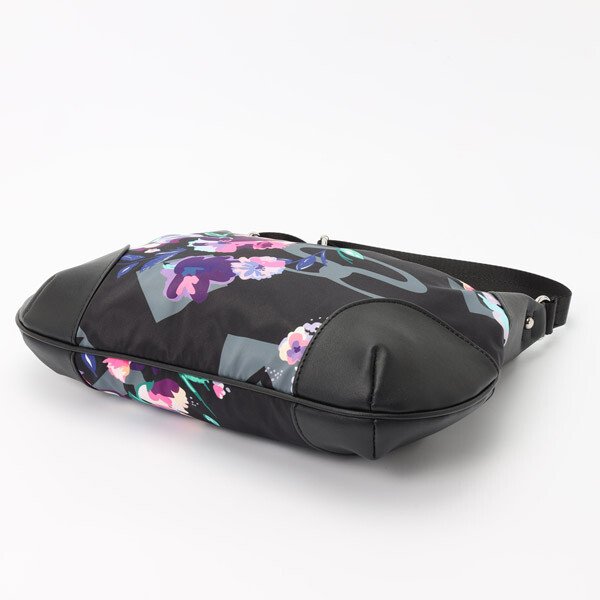 画像5: サボイ(SAVOY)目を引く色鮮やかな花柄とモノグラムをプリントしたショルダーバッグ (5)