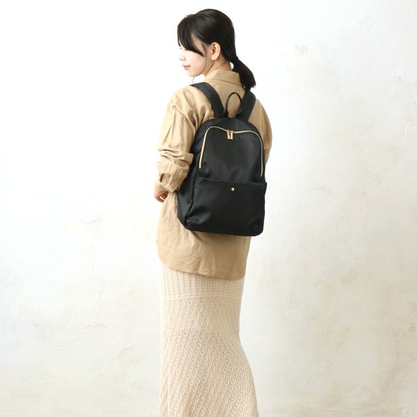 画像13: ８ポケットスマートデザイン軽量リュック防花粉（４色有） (13)