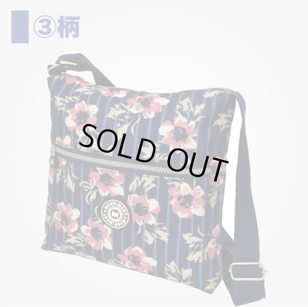 画像5: フラワープリント５ポケット軽量薄型ミニショルダーバッグ（２色有） (5)