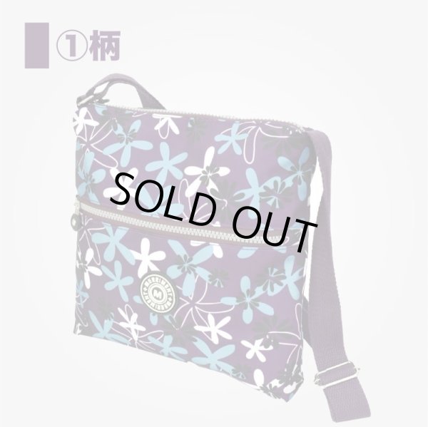 画像4: フラワープリント５ポケット軽量薄型ミニショルダーバッグ（２色有） (4)