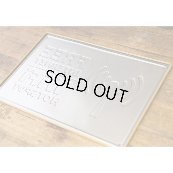 画像6: アンティークメタルエンボスプレート　S  [FREE WIFI ] (6)