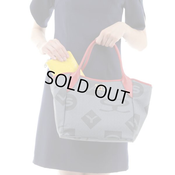 画像9: サボイ(SAVOY)エナメルにミニモノグラム柄を型押した長財布レディース/イエローブラウン (9)