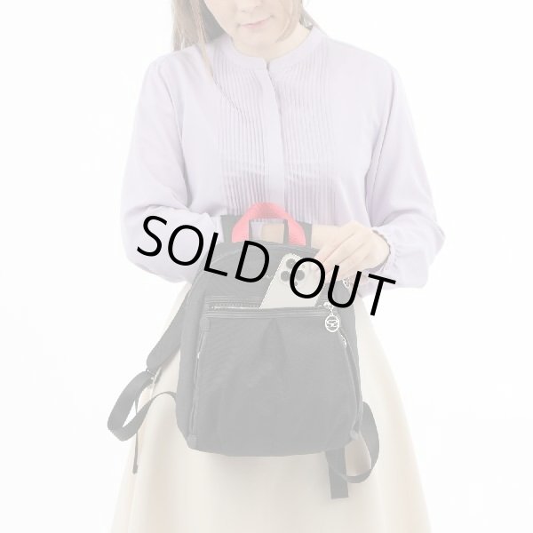 画像10: サボイ(SAVOY)レディースシンプルデザイン小さめ撥水ナイロン素材リュック   (10)